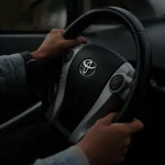 Guide d'entretien des véhicules hybrides Toyota : points de contrôle, état de la batterie et pièces de rechange